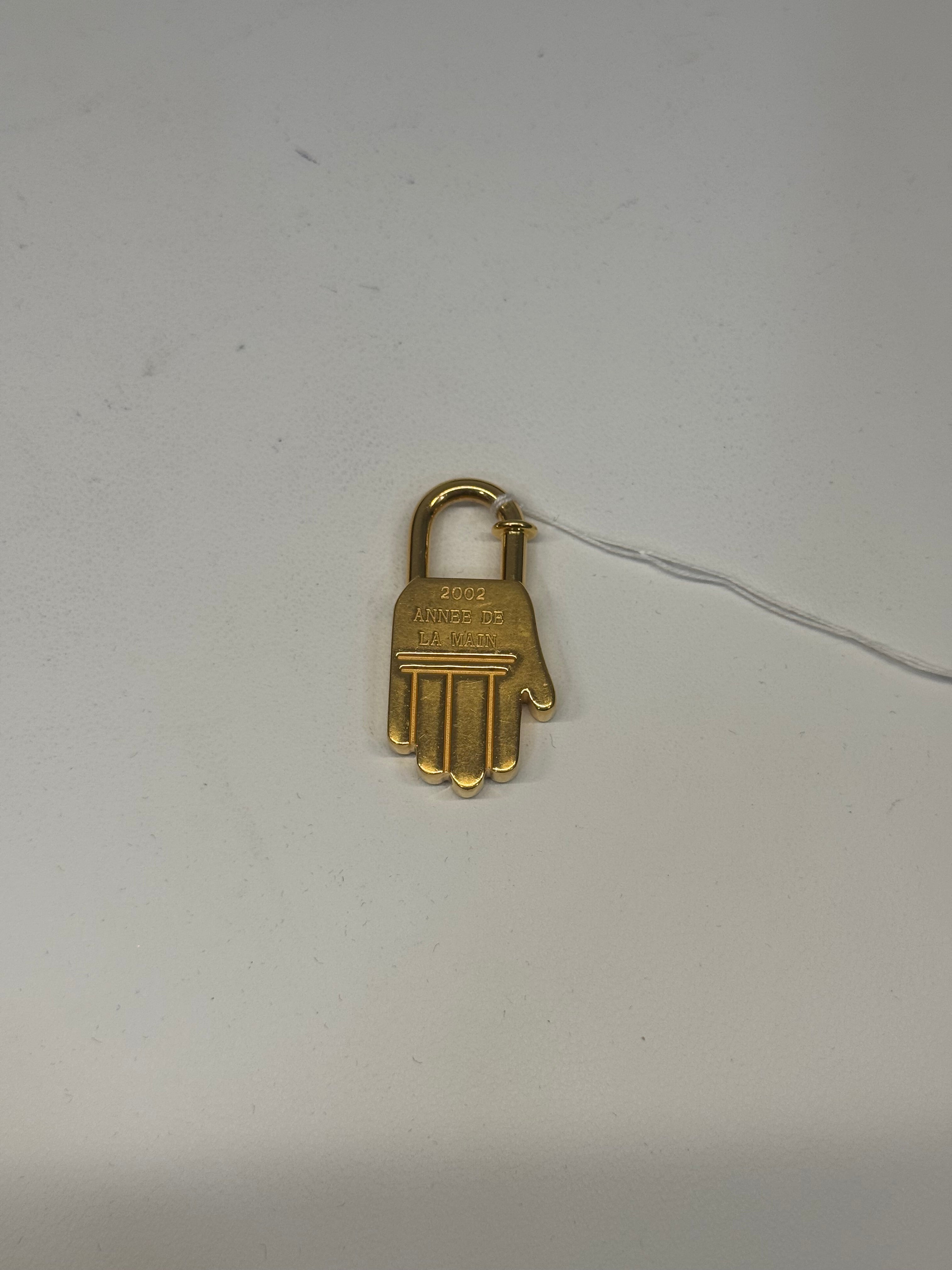 Hermes hand lock