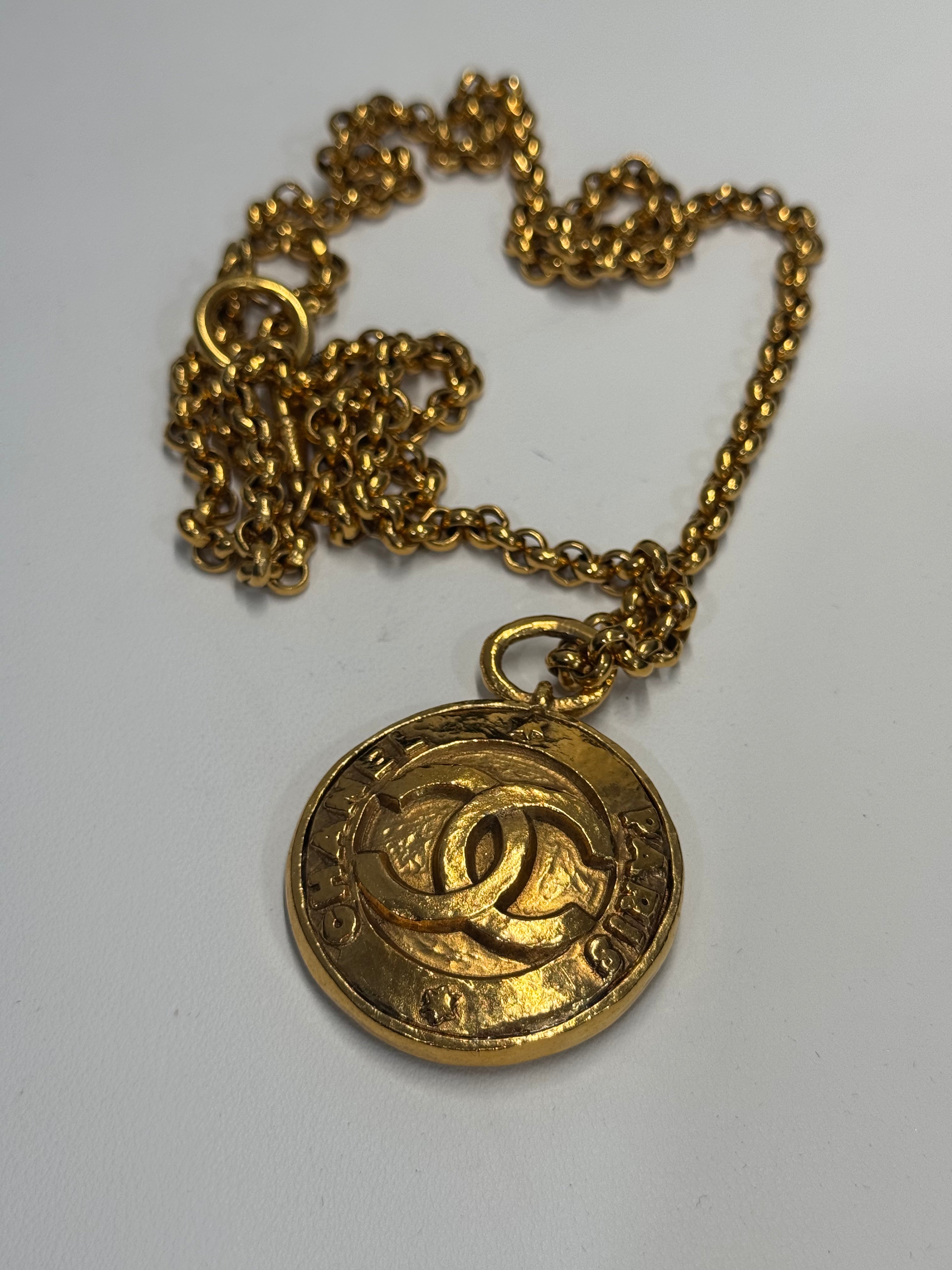 Chanel mirror necklace