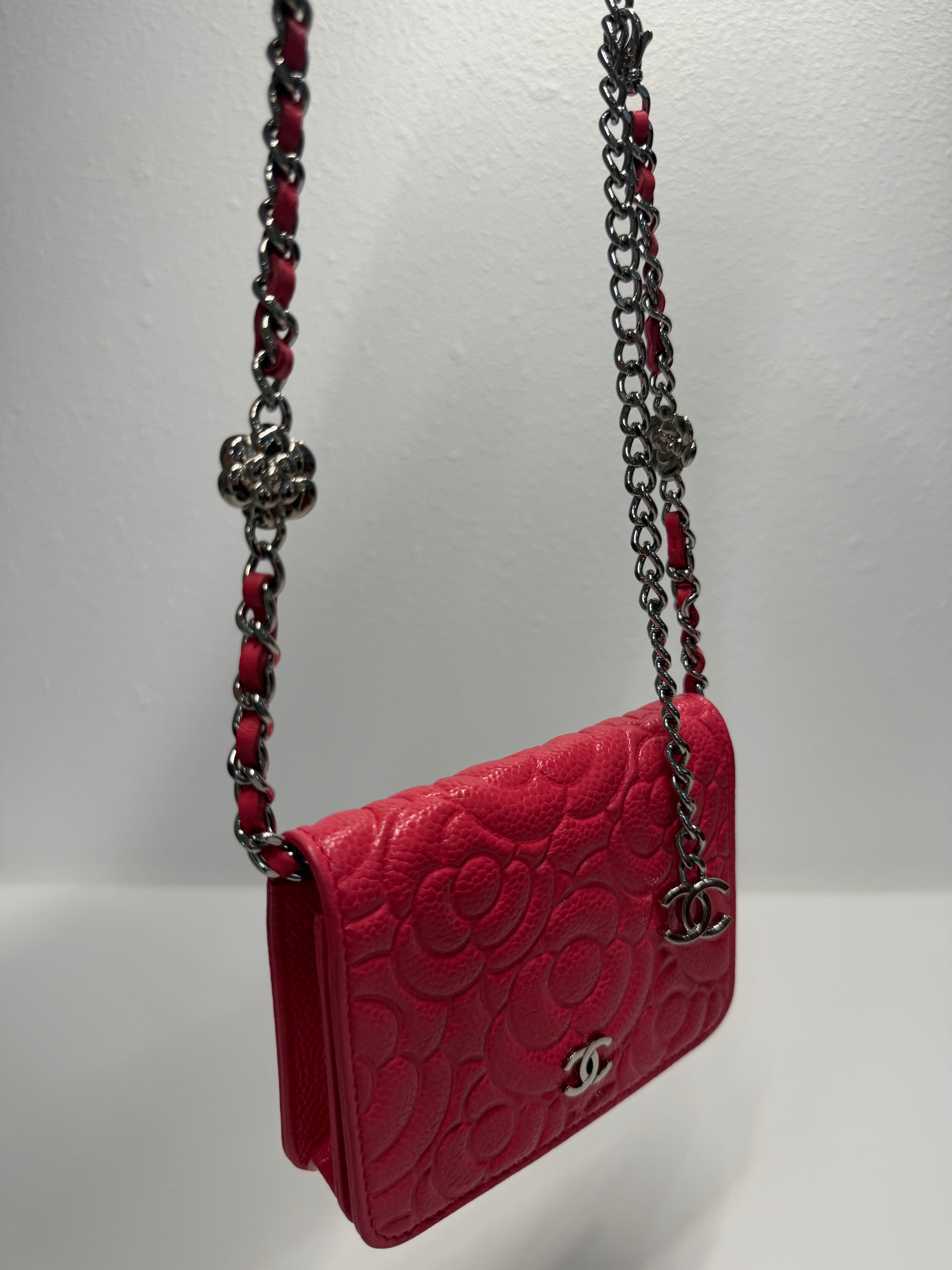 Chanel camellia wallet chain