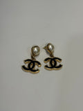 Chanel faux pearl black cc