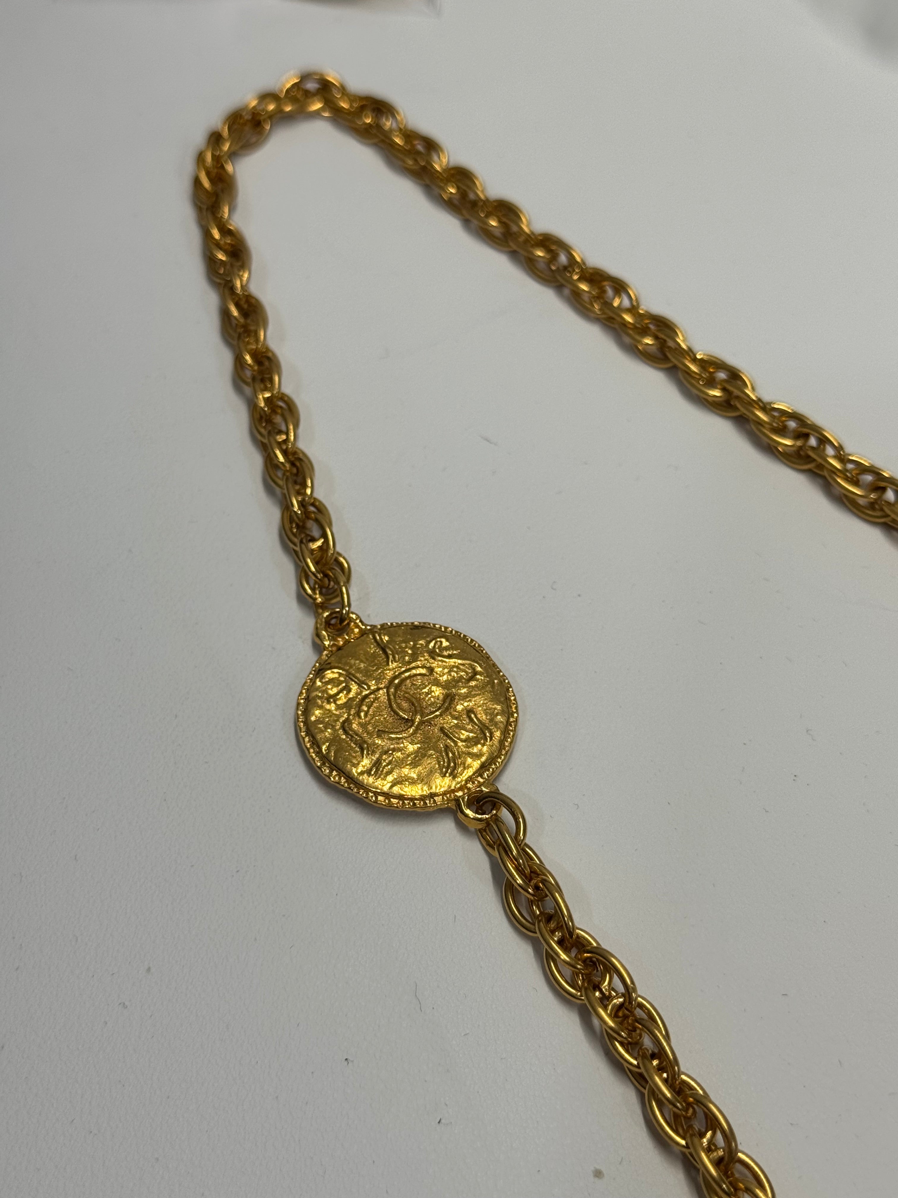 Chanel belt