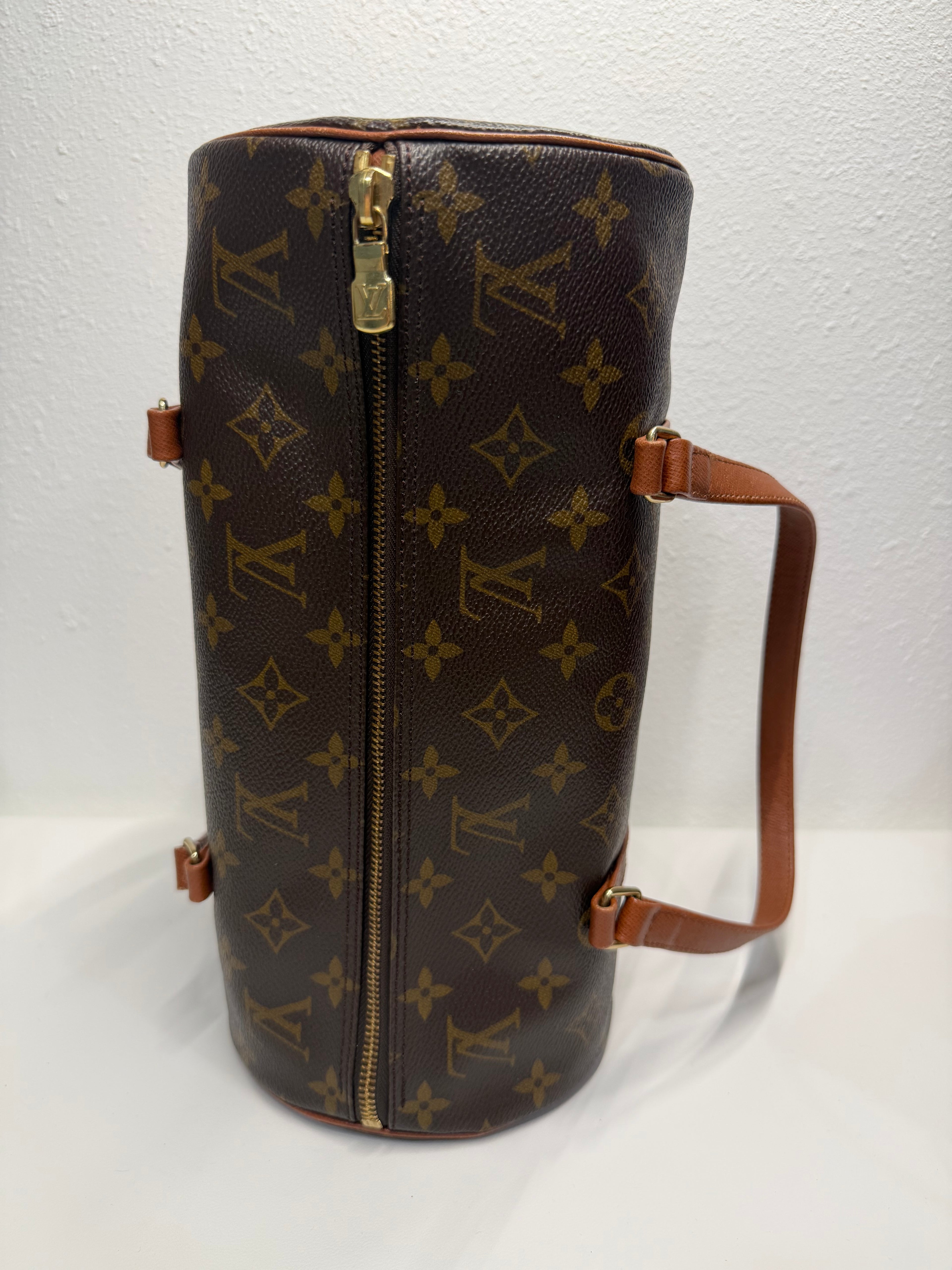 Louis Vuitton papillon with baby