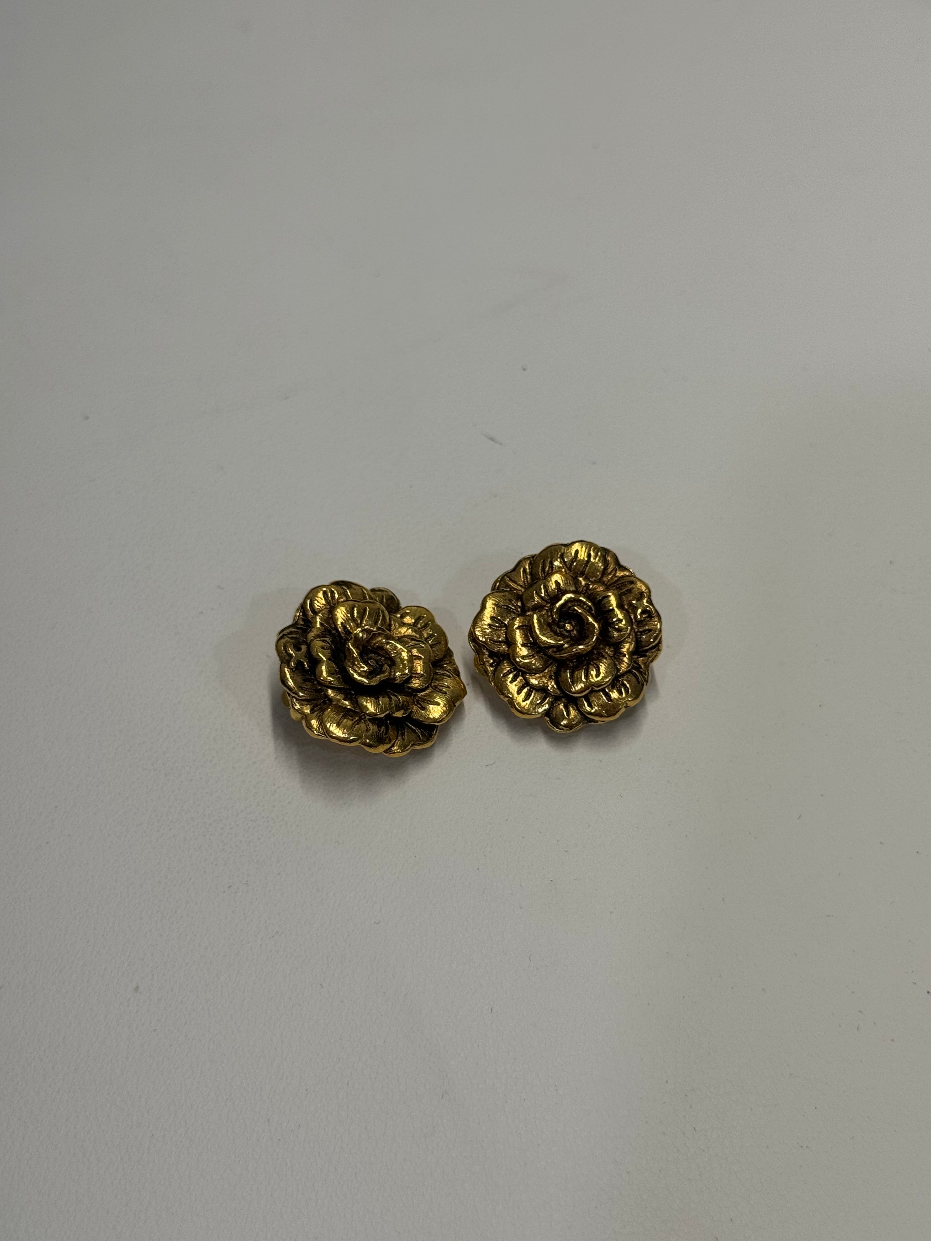 Chanel rose