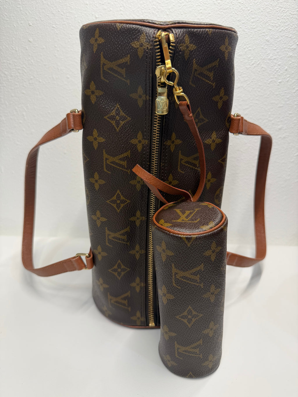 Louis Vuitton papillon with baby