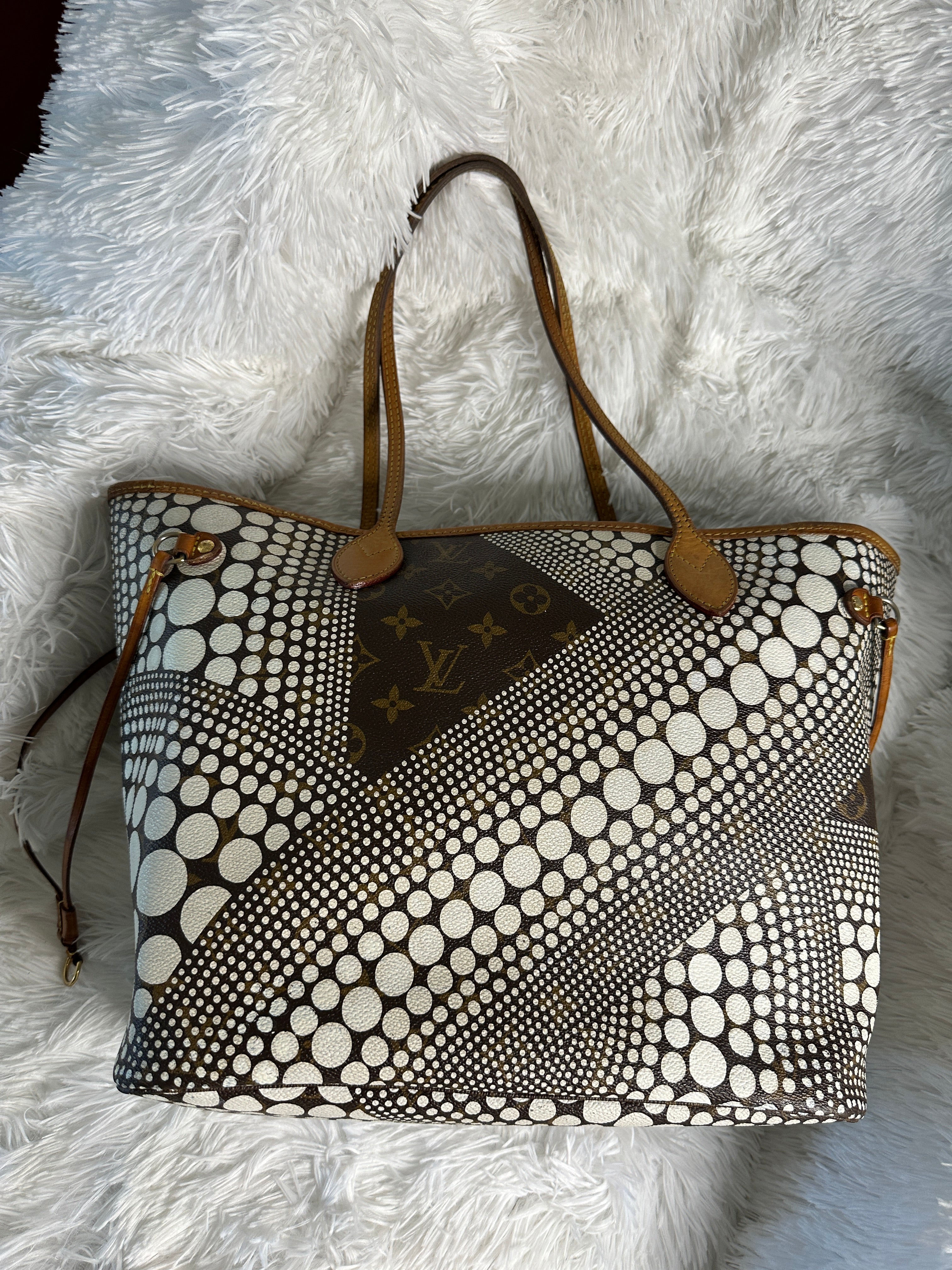 Louis Vuitton Neverfull MM Kusama